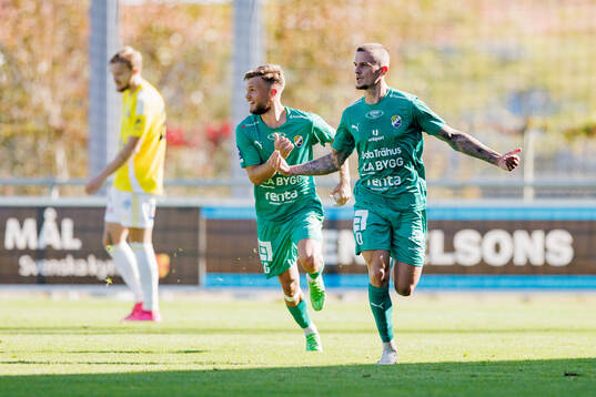 Ljungskiles Filip Ambroz jublar