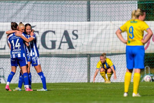 IFK Göteborgs Leia Molund jublar