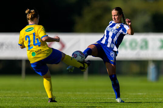 Eskilsminnes Tilde Olsson och IFK Göteborgs Isabella
