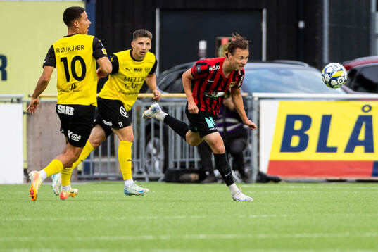 Mjällbys Timo Stavitski och Brommapojkarnas Alex Timossi