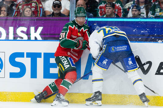 Frölundas Nicklas Lasu och Leksands Justin Glenn Kloos