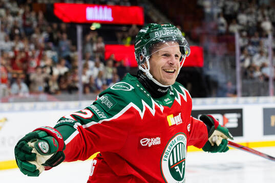 Frölundas Max Friberg jublar