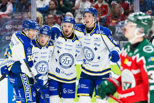 Leksands Lucas Elvenes jublar