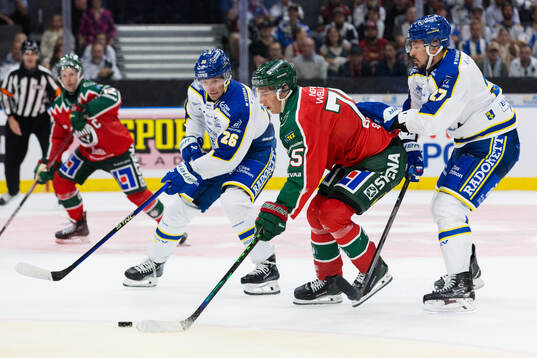 Leksands Patrik Norén och Marek Hrivik mot Frölundas