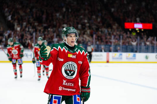 Frölundas Dominik Egli jublar