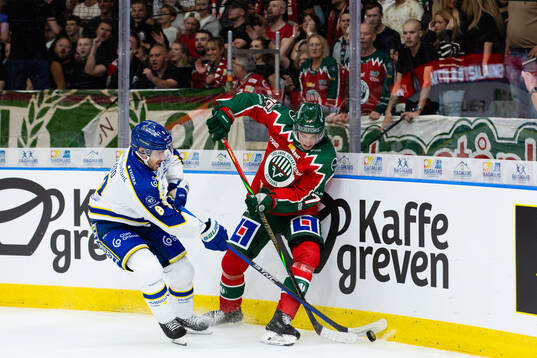 Leksands Matt Caito och Frölundas David Edstrom