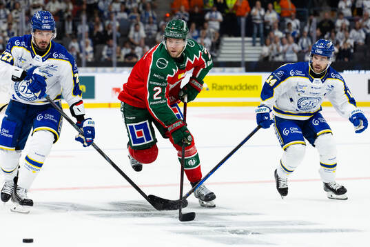 Leksands Marek Hrivik och Oskar Lang mot Frölundas