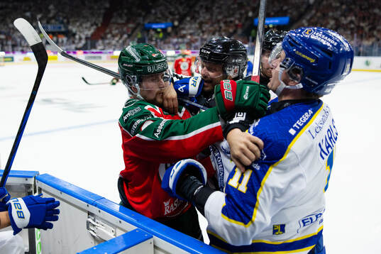 Frölundas Linus Weissbach och Leksands Martin Karlsson