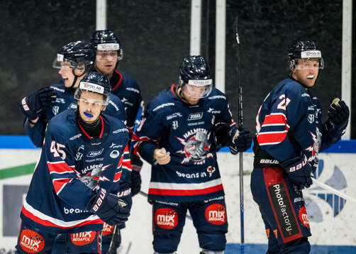 Halmstads William Gustafsson jublar