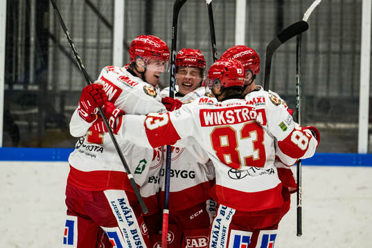 Troja/Ljungbys Axel Håkansson jublar