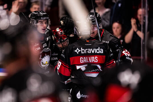 Malmö Redhawks målvakt Daniel Marmenlind och Fredrik