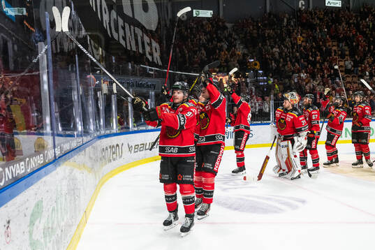 Luleås Brian O'neil jublar