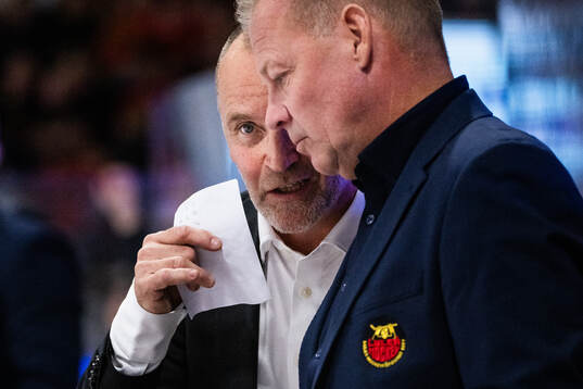 Luleås tränare Thomas Berglund och assisterande tränare