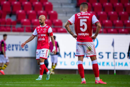 Kalmars Robert Gojani och Melker Hallberg deppar