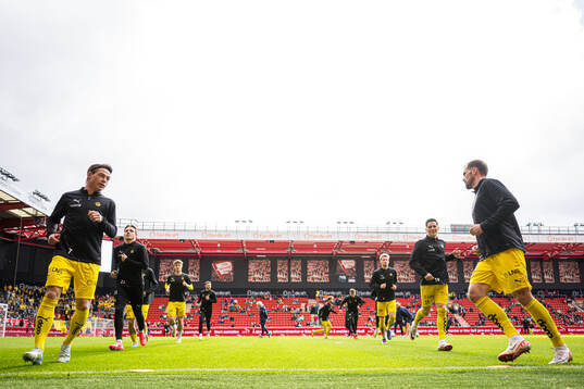 Patrick Berg and Brede Mathias Moe of Bodø/Glimt warms up