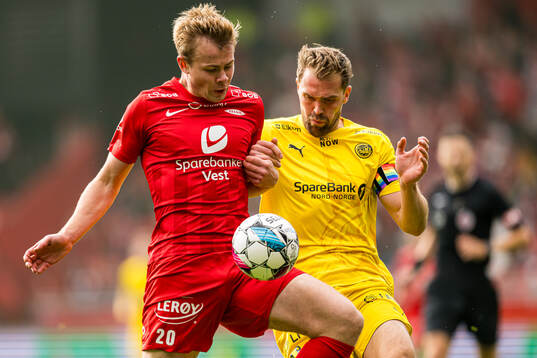 Aune Heggebø of Brann and Brede Mathias Moe of Bodø/Glimt