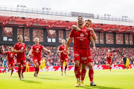 Niklas Fernando Castro of Brann celebrates
