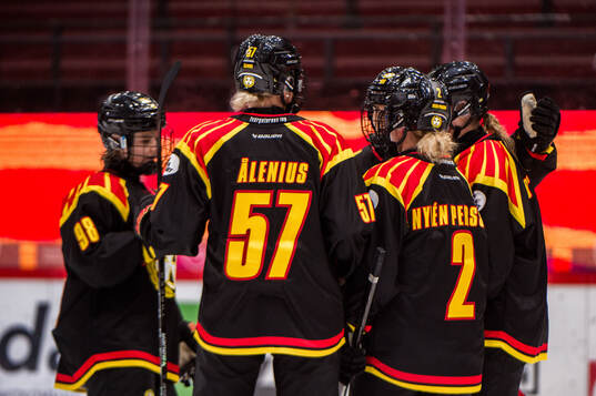 Brynäs Maja Ålenius, Maja Nylen-Persson och Kaitlyn