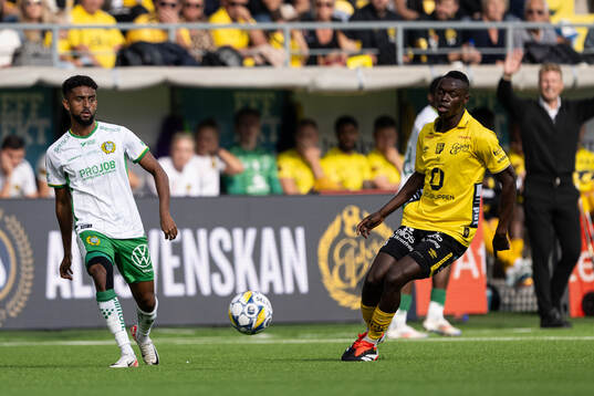 Hammarbys Tesfaldet Tekie och Elfsborgs Timothy Noor Ouma