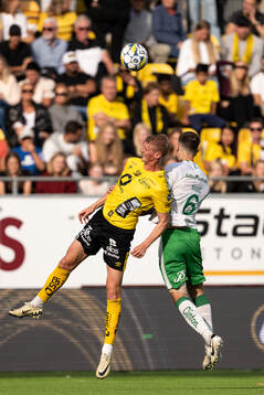 Elfsborgs Emil Holten och Hammarbys Pavle Vagic