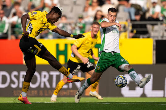 Elfsborgs Jalal Abdullai och Hammarbys Pavle Vagic