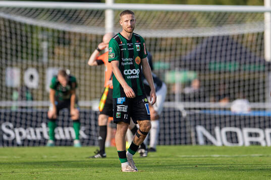 Varbergs Kevin Custovic deppar