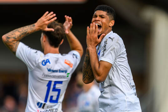 Värnamos Luke Le Roux deppar