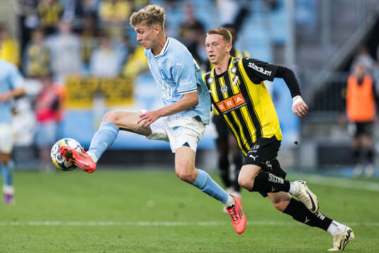 Malmö FFs Hugo Bolin och Häckens Julius Lindberg