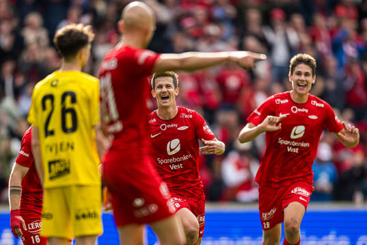 Sander Erik Kartum of Brann celebrates