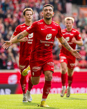 Niklas Fernando Castro of Brann celebrates