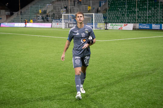 GIF Sundsvalls målvakt Jonas Olsson  deppar