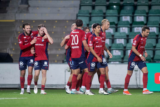 Östers Daniel Ljung jublar
