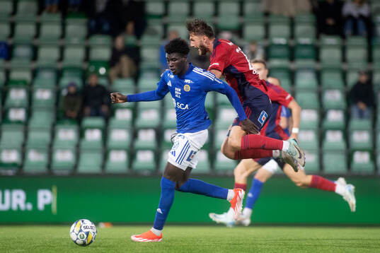 GIF Sundsvalls Kojo Peprah Oppong och Östers Alibek Aliev