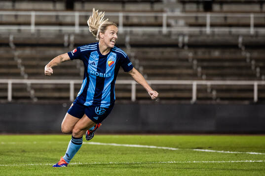 Djurgårdens Mimmi Larsson jublar