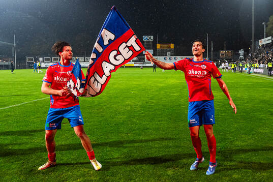 Helsingborgs Wilhelm Loeper och Jon Birkfeldt jublar