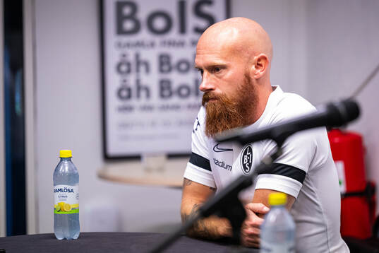 Landskronas tränare Max Mölder deppar