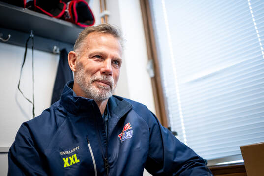 Ishockeytränaren Mats Lusth