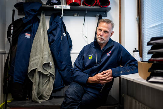 Ishockeytränaren Mats Lusth
