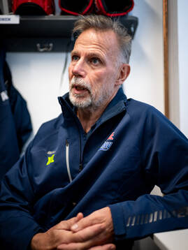 Ishockeytränaren Mats Lusth