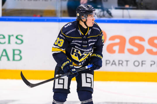 HV71s Måns Lindbäck