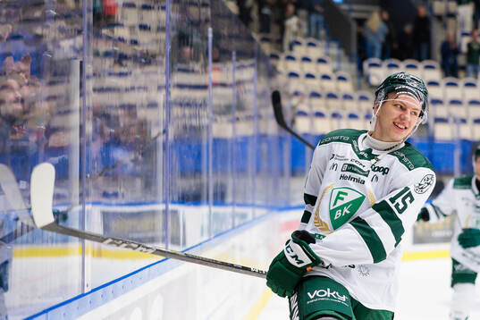 Färjestads Jack Berglund jublar