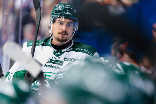 Färjestads David Tomasek