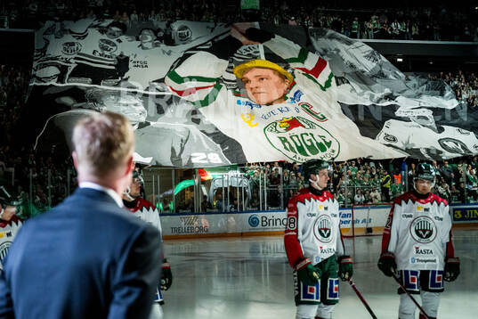 Kenny Jönsson hyllas