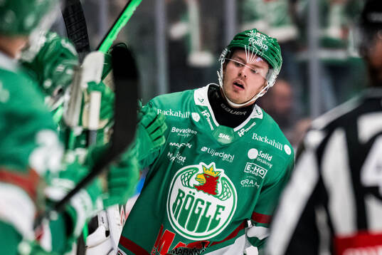 Rögles Filip Johansson jublar