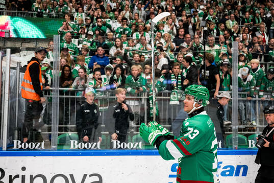 Rögles Oliver Eklind jublar