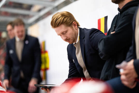 Timrås assisterande tränare Mika Pena Hyvärinen