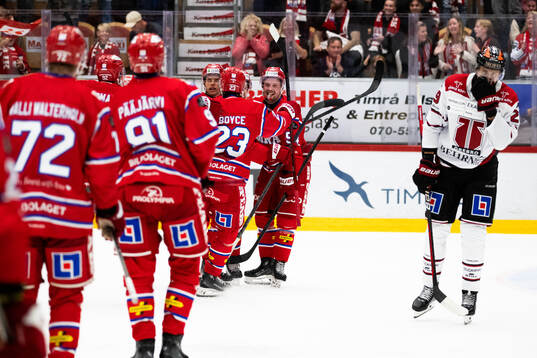 Timrå och Jonathan Dahlén jublar