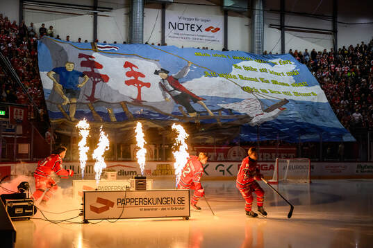 Timrå gör entre framför tifo