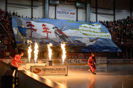 Timrå gör entre framför tifo