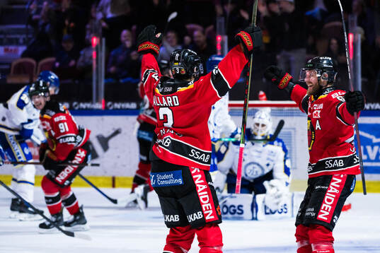 Luleås Frederic Allard och Linus Omark jublar